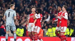 队交锋时 队交锋时